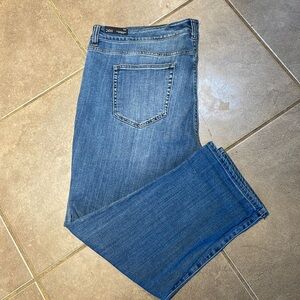 NEW Liverpool Slim Boyfriend Jeans! Size 24W